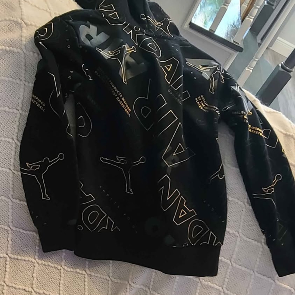 Size S-Jordan Black and Gold Kids Jacket